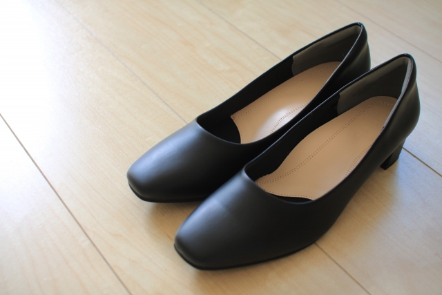 お葬式 女性の靴のマナー＆おすすめ5選