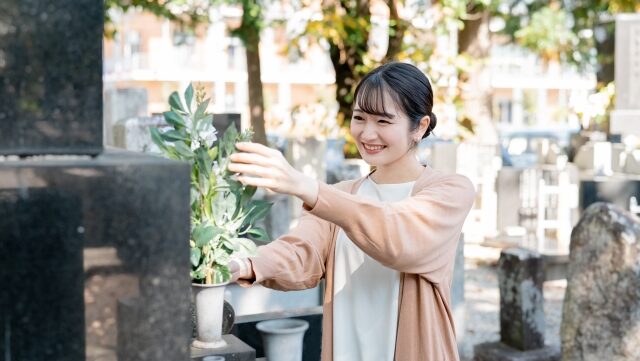 実家の墓にこだわらない、多様化する供養の選択肢 ✨
