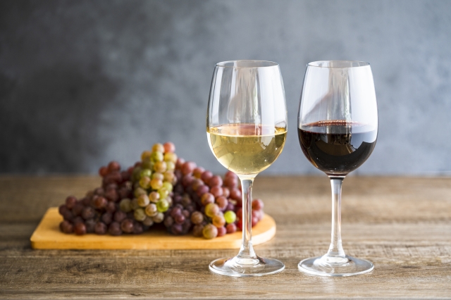 故人様が好きだった飲み物で… 🍺🍷